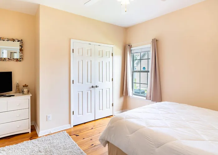 Modern 3br Near And Music Venues